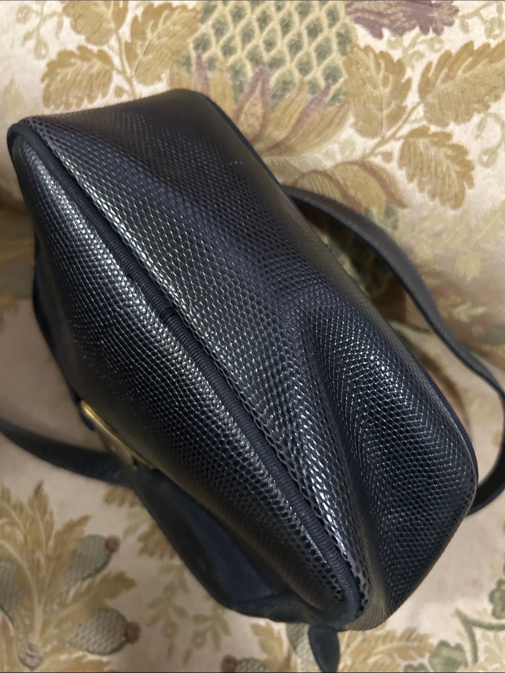Salvatore Ferragamo vinBlack Lizard-Embossed Leather Crossbody with Gold Buckle - Picture 7 of 12